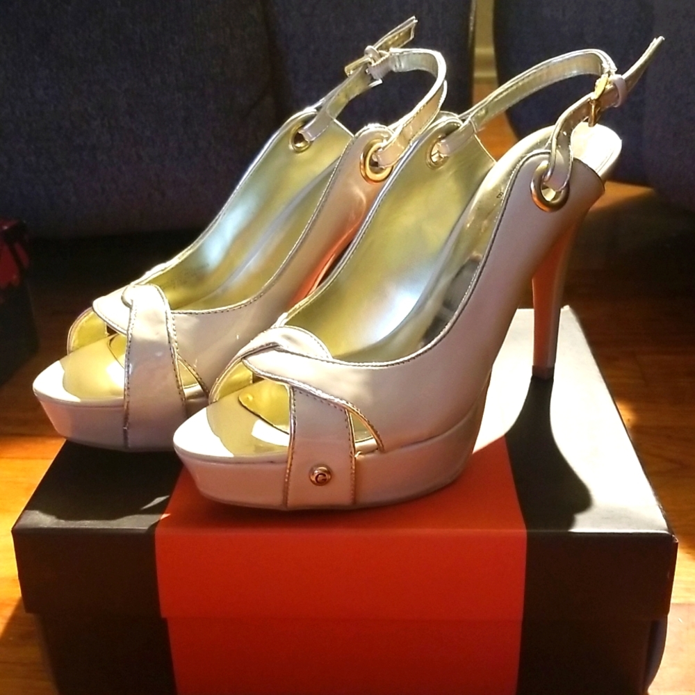 G by Guess nude patent heel, 8 1/2